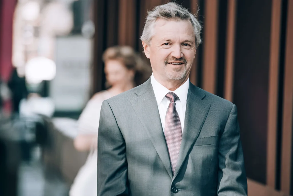 Karen-Christopher-34